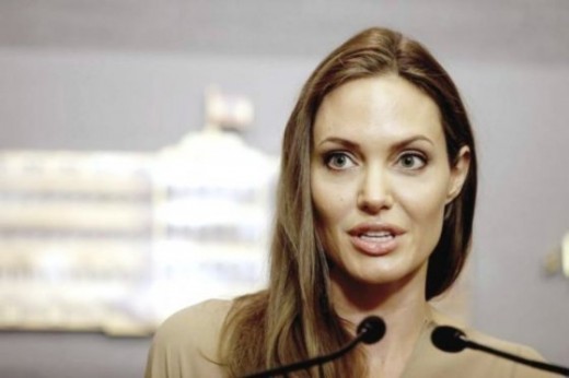 Angelina Jolie habla secuestro Nigeria