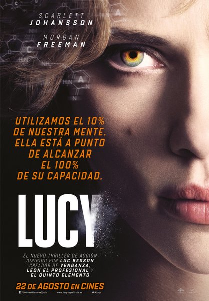 Póster español y camiseta de Lucy