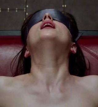 Dakota Johnson en 50 Sombras de Grey